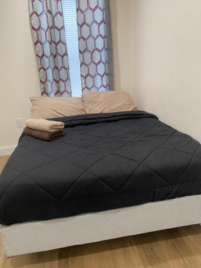 Private Room In South Philly Near Arenas! フィラデルフィア エクステリア 写真