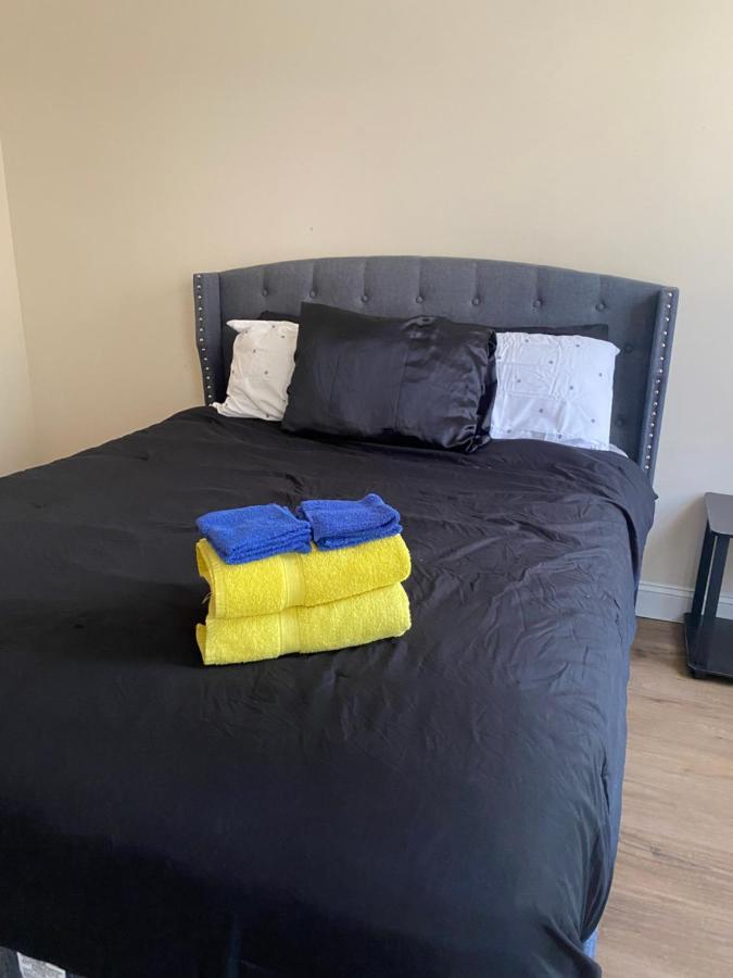 Private Room In South Philly Near Arenas! フィラデルフィア エクステリア 写真