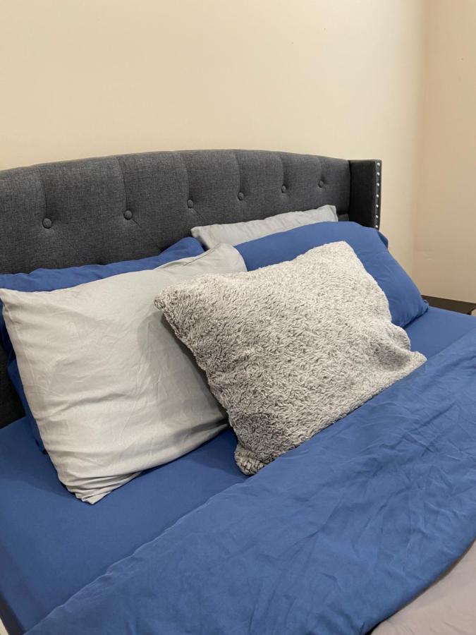 Private Room In South Philly Near Arenas! フィラデルフィア エクステリア 写真