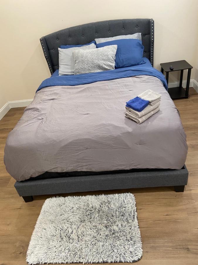 Private Room In South Philly Near Arenas! フィラデルフィア エクステリア 写真