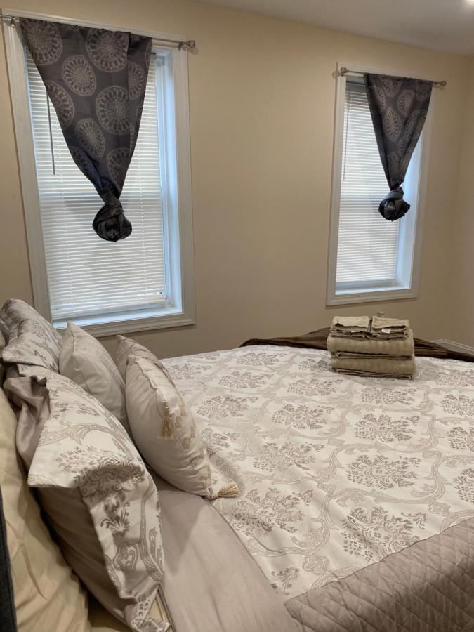 Private Room In South Philly Near Arenas! フィラデルフィア エクステリア 写真