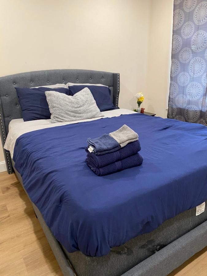 Private Room In South Philly Near Arenas! フィラデルフィア エクステリア 写真